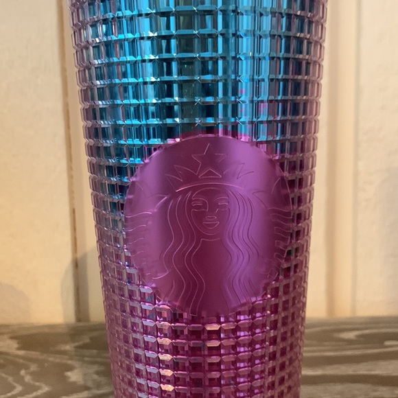 💕💕SOLD Brand New Starbucks Pink and Blue Ombre Grid Venti Cold Cup💕💕 - Picture 4 of 5